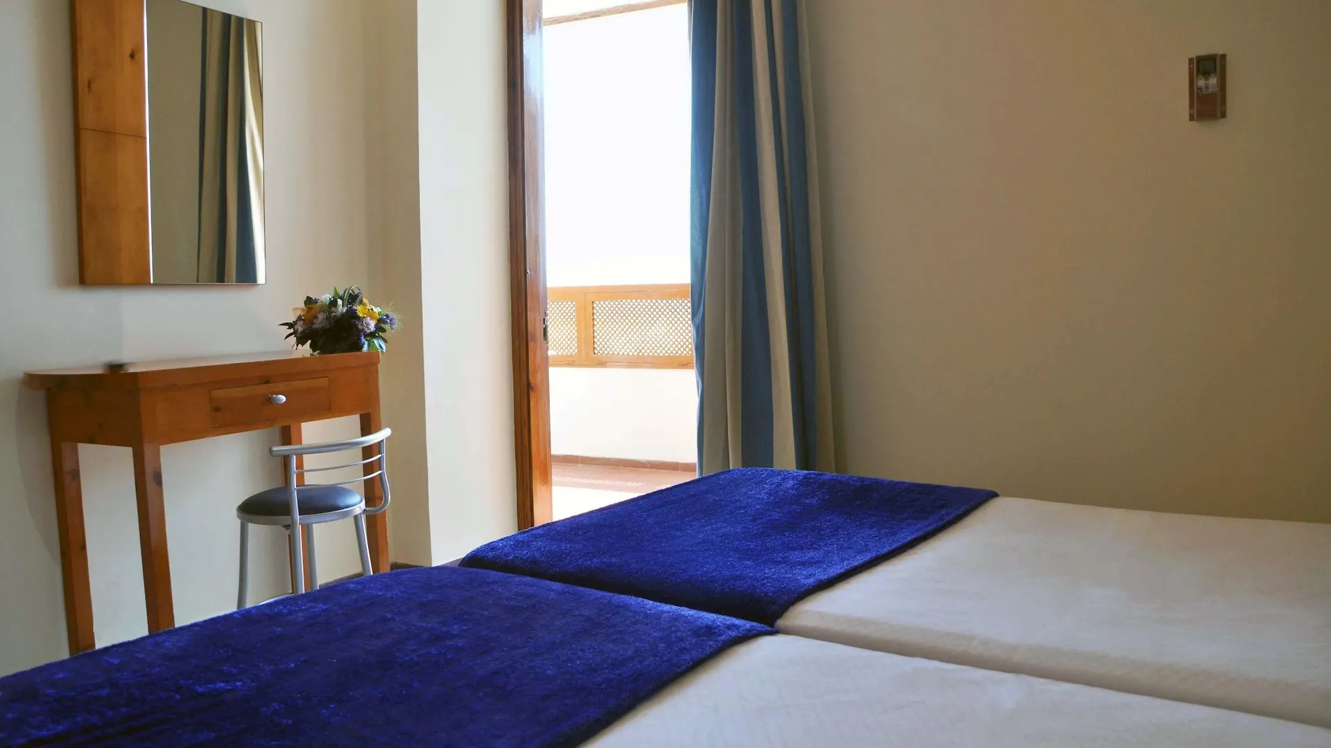 Hl Suitehotel Playa Del Ingles - Adults Only Otel Playa del Ingles (Gran Canaria)